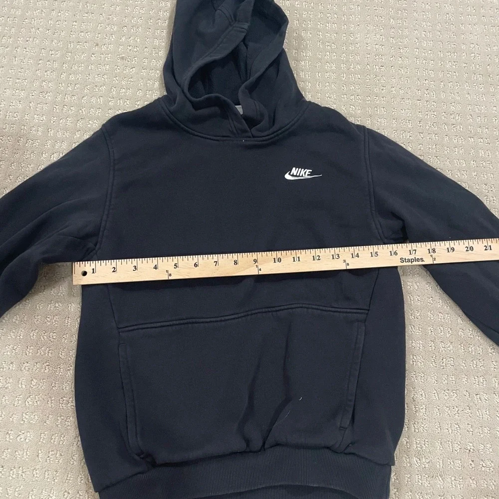 Nike Kids Sportswear Club Fleece Pullover Hoodie Black Large G660